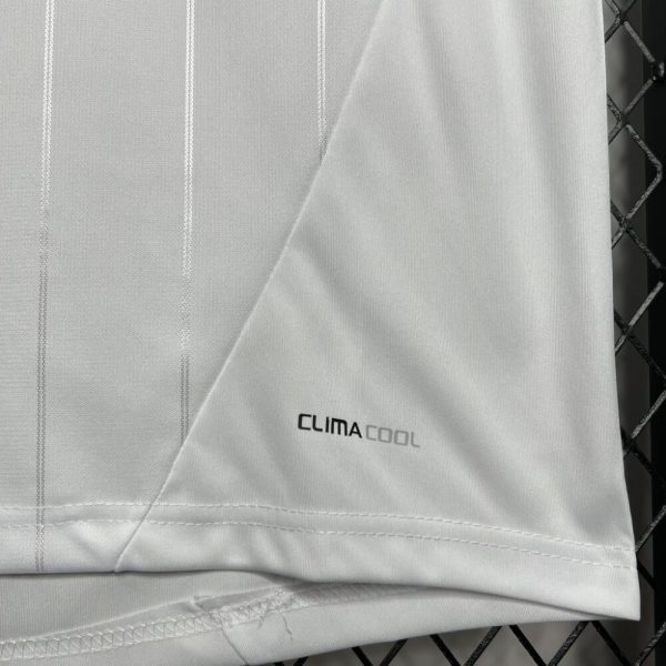 Real Madrid 2012/13 Home Retro Jersey - Image 4