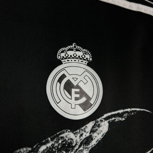 Real Madrid 2014/15 Third Retro Jersey - Image 5