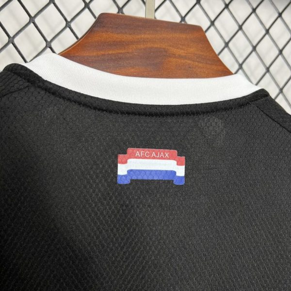 Ajax 2024/25 Training Jersey - Image 6