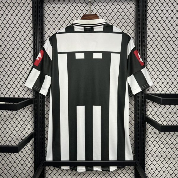 Juventus 2001/02 Home Retro Jersey - Image 2
