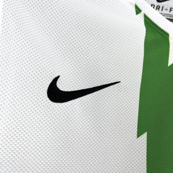 Juventus 2010/11 Away Retro Jersey - Image 7
