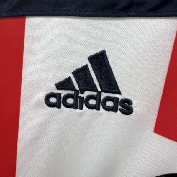 Bayern Munich 2000/01 Away Retro Jersey - Image 6