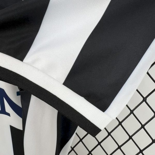 Juventus 1996/97 Home Retro Jersey - Image 3