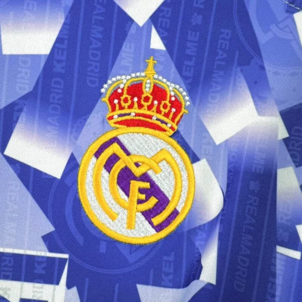 Real Madrid 1996/97 Third Retro Jersey - Image 6