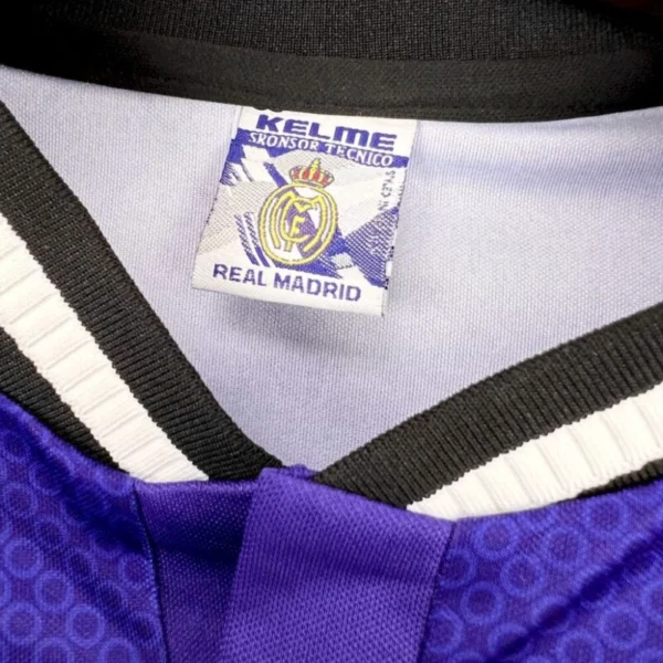 Real Madrid 1997/98 Away Retro Jersey - Image 6