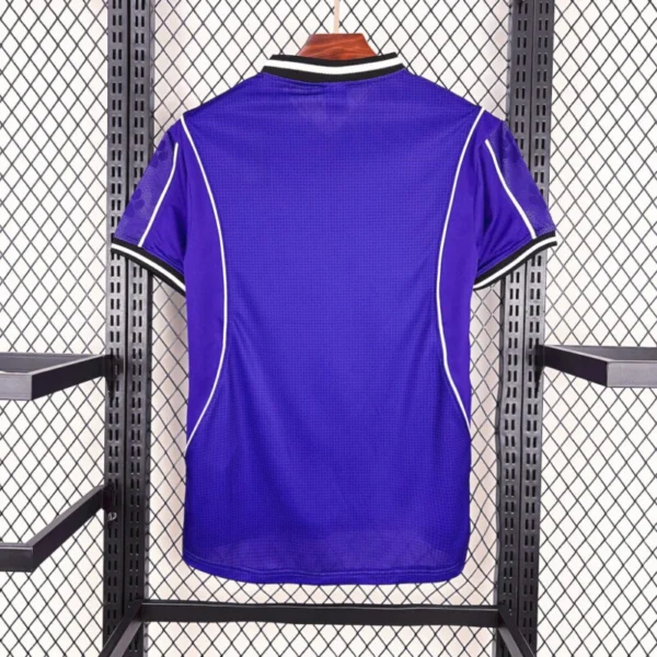 Real Madrid 1997/98 Away Retro Jersey - Image 2