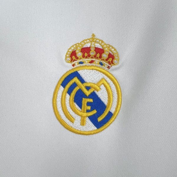 Real Madrid 2002/03 Home Retro Jersey - Image 7