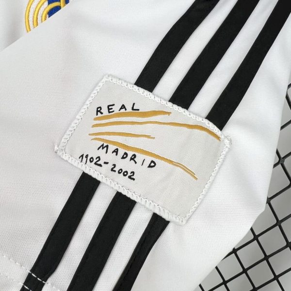 Real Madrid 2002/03 Home Retro Jersey - Image 4