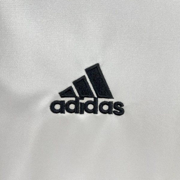 Real Madrid 2004/05 Home Retro Jersey - Image 7