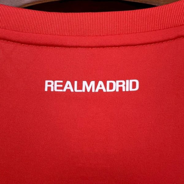 Real Madrid 2011/12 Third Retro Jersey - Image 4