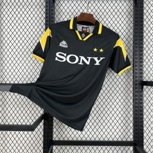 Juventus 1996/97 Third Retro Jersey