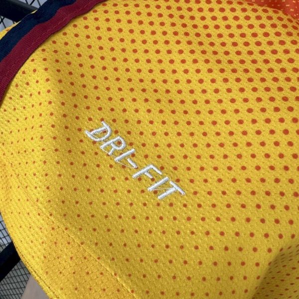 Barcelona 2012/13 Away Retro Jersey - Image 8