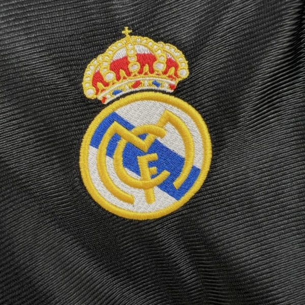 Real Madrid 1999/00 Away Retro Jersey - Image 8