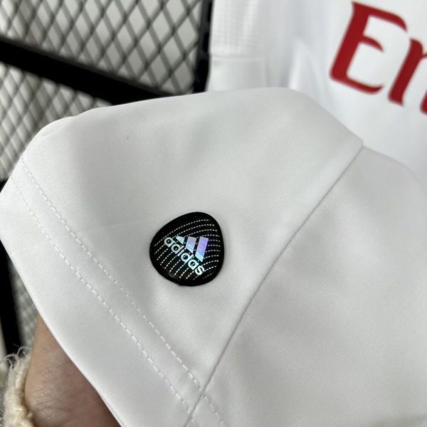 Ac Milan 2011/12 Away Retro Jersey - Image 7