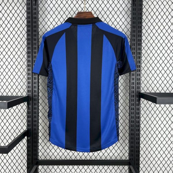 Inter Milan 2001/02 Home Retro Jersey - Image 2