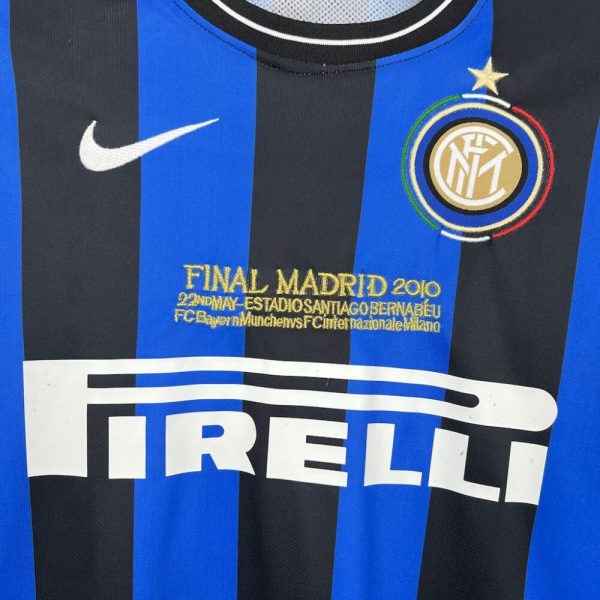 Inter Milan 2009/10 Home Long Sleeves Retro Jersey - Image 4