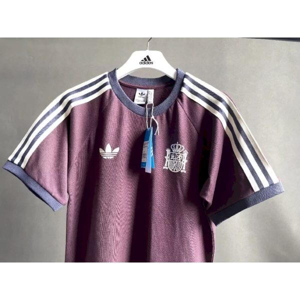 Spain 2024/25 Co Branded Retro Jersey - Image 3