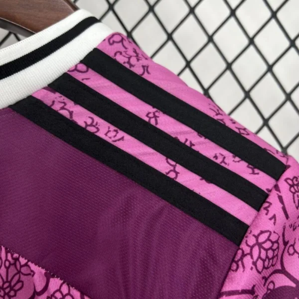 Real Madrid 2024/25 Pastel Purple Jersey - Image 9
