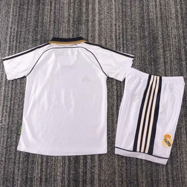 Real Madrid 1999/00 Home Kids Retro Jersey And Shorts - Image 2