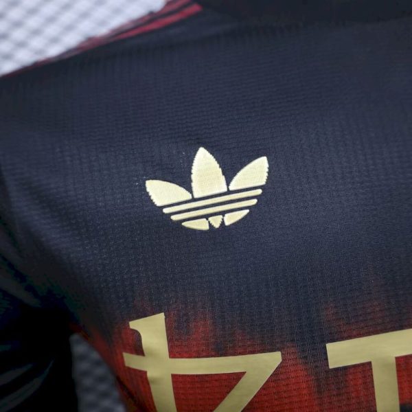Manchester United 2025/26 Special Edition Jersey Player Version - Image 6