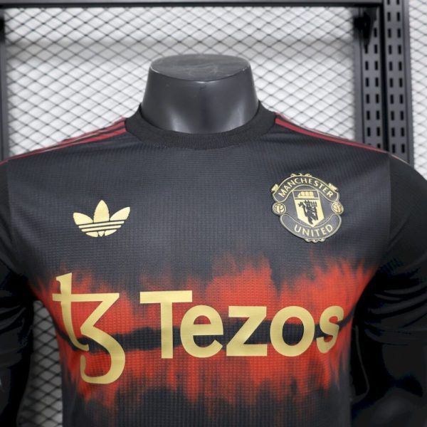 Manchester United 2025/26 Special Edition Jersey Player Version - Image 5