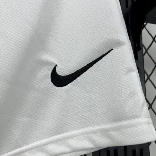 Santos 2011/12 Home Retro Shorts - Image 4
