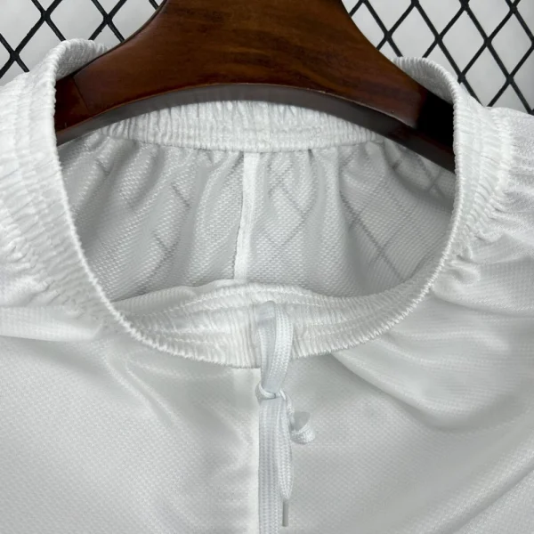 Santos 2011/12 Home Retro Shorts - Image 3