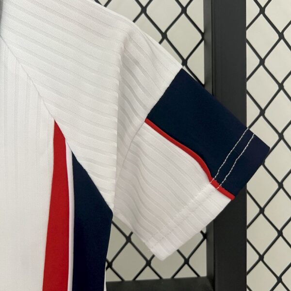 England 1998 Home Kids Retro Jersey And Shorts - Image 4