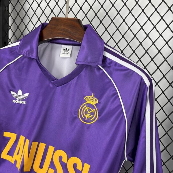 Real Madrid 1984/85 Third Long Sleeves Retro Jersey - Image 5