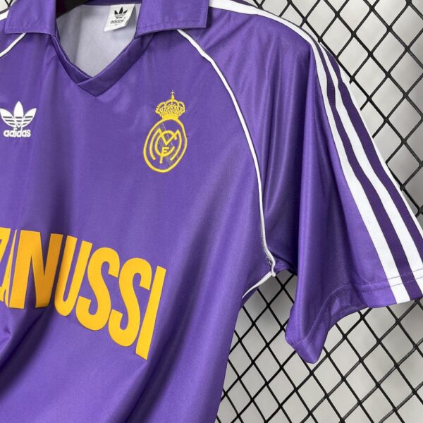 Real Madrid 1984/85 Third Retro Jersey - Image 4