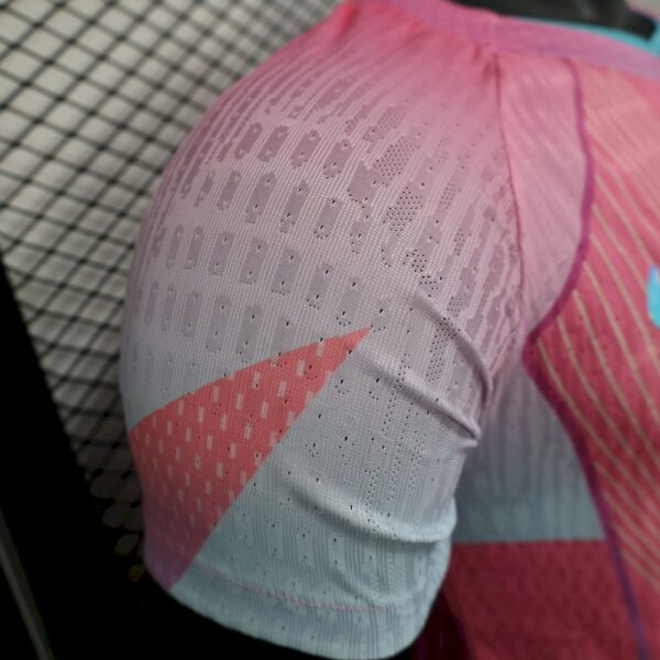 Barcelona 2025/26 Season Pink Special Edition Jersey Player Version - Image 6
