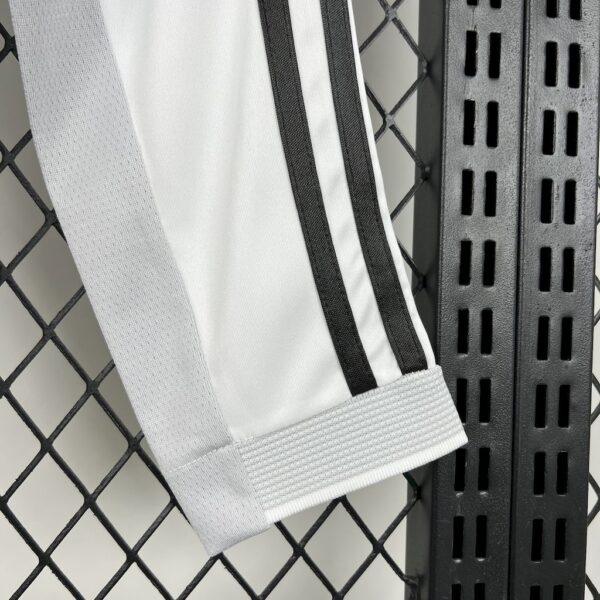 Real Madrid 2025/26 Home Long Sleeves Jersey - Image 4