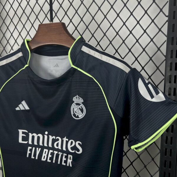 Real Madrid 2025/26 Away Kids Kit - Image 4