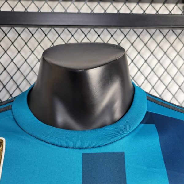Real Madrid 2017/18 Third Long Sleeves Retro Jersey - Image 7
