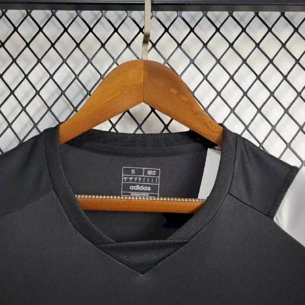 France 2024/25 Pre-Match Training Jersey - Image 8