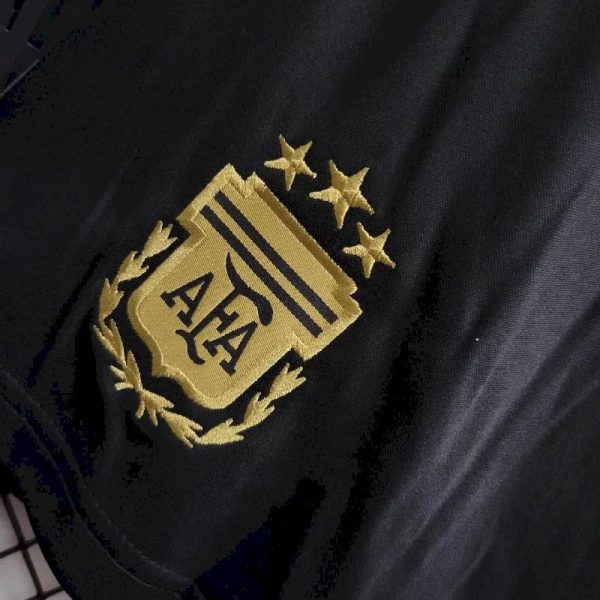Argentina 2024/25 Away Shorts - Image 3