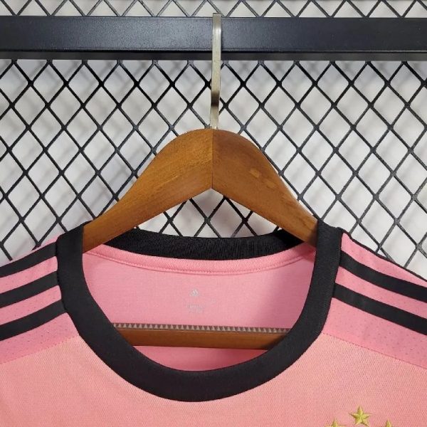 Juventus 2015/16 Away Retro Jersey - Image 3