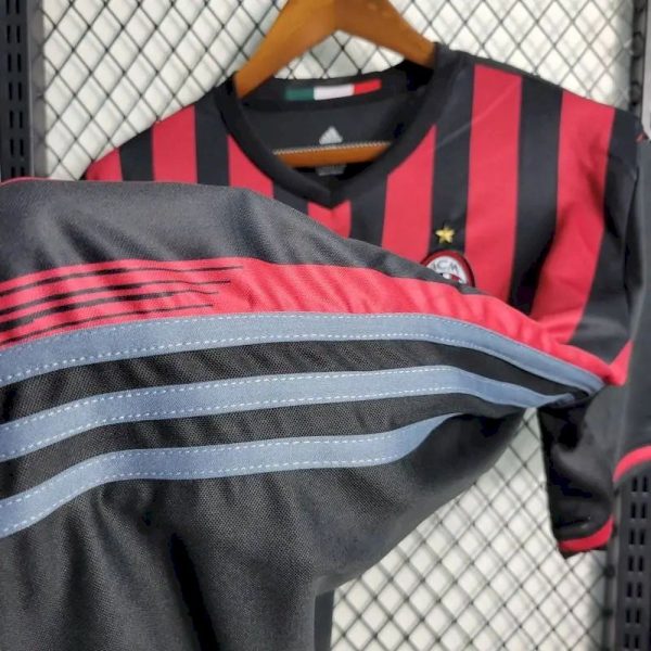 Ac Milan 2016/17 Home Retro Jersey - Image 5