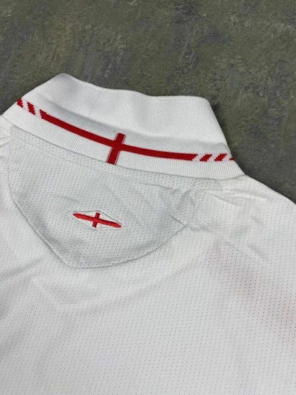 England 2006 World Cup Home Long Sleeves Retro Jersey - Image 5