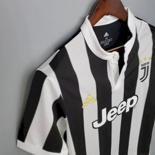 Juventus 2017/18 Home Retro Jersey - Image 5