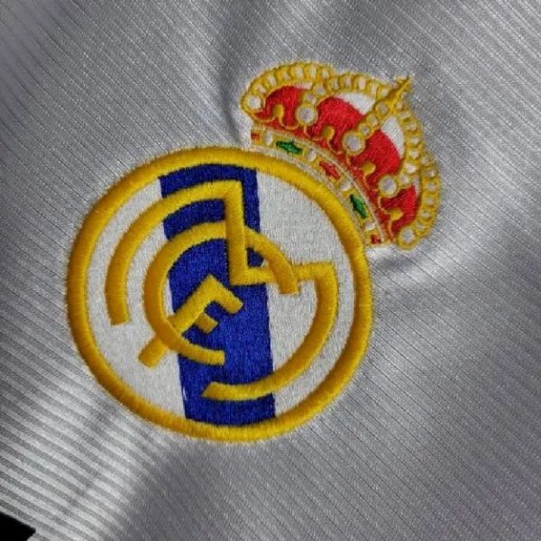 Real Madrid 1999/00 Home Long Sleeves Retro Jersey - Image 8
