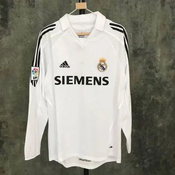 Real Madrid 2005/06 Home Long Sleeves Retro Jersey - Image 2