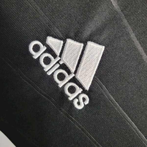 Real Madrid 2010/11 Away Retro Jersey - Image 5