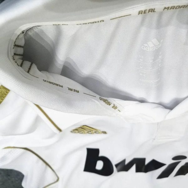 Real Madrid 2011/12 Home Long Sleeves Retro Jersey - Image 6