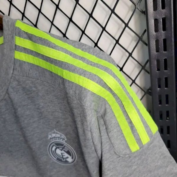 Real Madrid 2015/16 Away Retro Jersey - Image 11