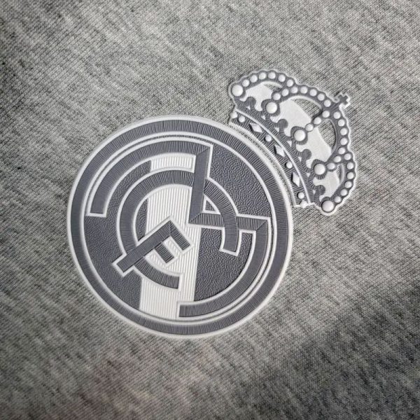 Real Madrid 2015/16 Away Retro Jersey - Image 9