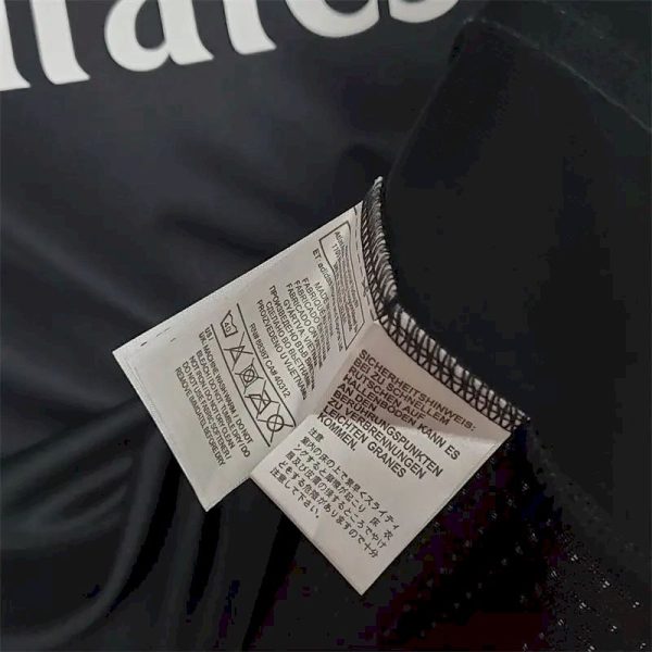 Real Madrid 2015/16 Third Retro Jersey - Image 7