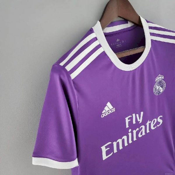 Real Madrid 2016/17 Away Retro Jersey - Image 7