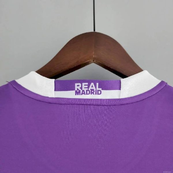 Real Madrid 2016/17 Away Retro Jersey - Image 8