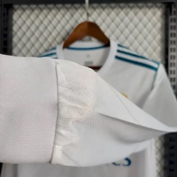 Real Madrid 2017/18 Home Long Sleeve Retro Jersey - Image 4